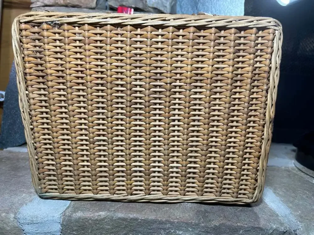 Vintage Wicker Sewing Basket or Picnic basket 11.5 Lx8.5 W8 H